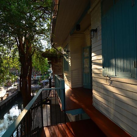 La Moon Hostel Бангкок Екстер'єр фото