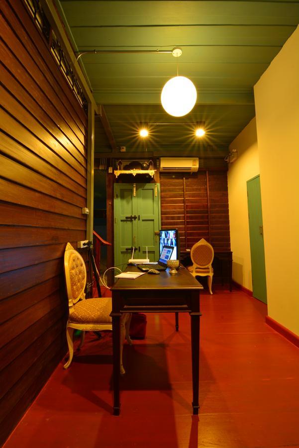 La Moon Hostel Бангкок Екстер'єр фото