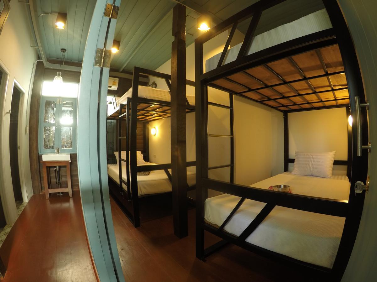 La Moon Hostel Бангкок Екстер'єр фото